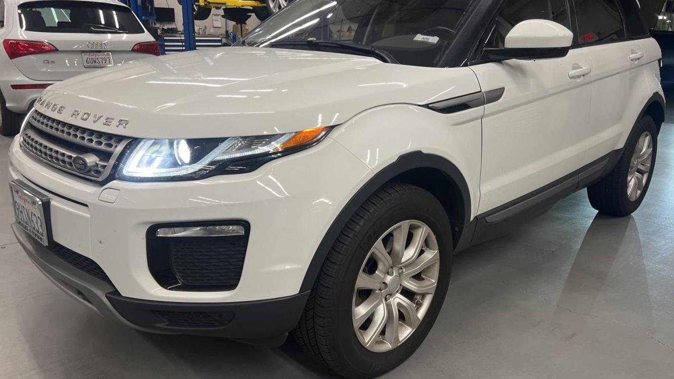 LAND ROVER RANGE ROVER EVOQUE 2019 SALVP2RX7KH345990 image